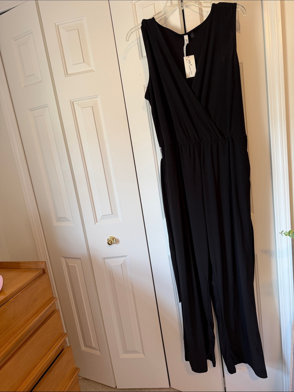 NY Collection Black Sleeveless V-Neck Jumpsuit